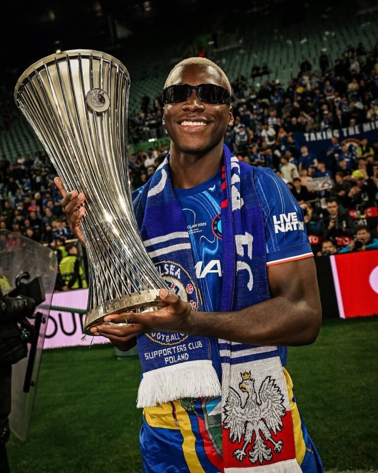 moises caicedo