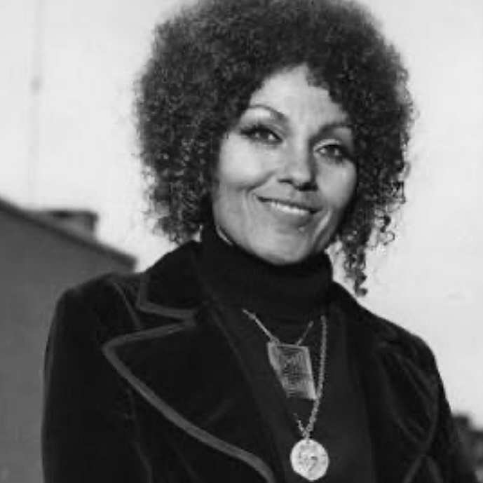 Cleo Laine Dead