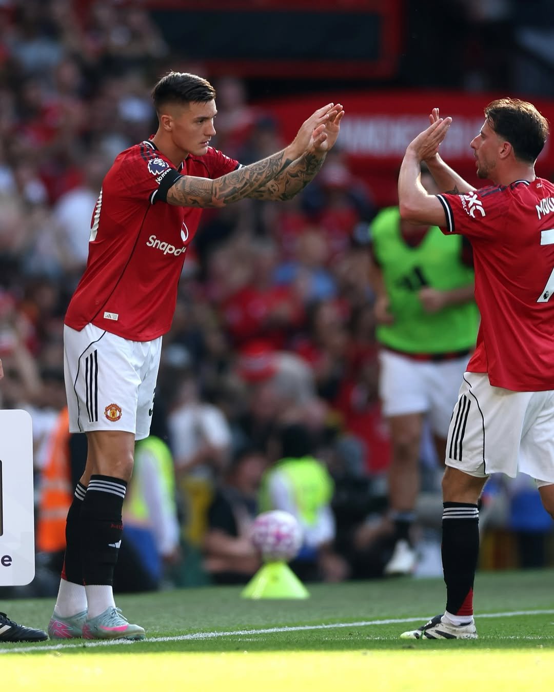 man u transfer news