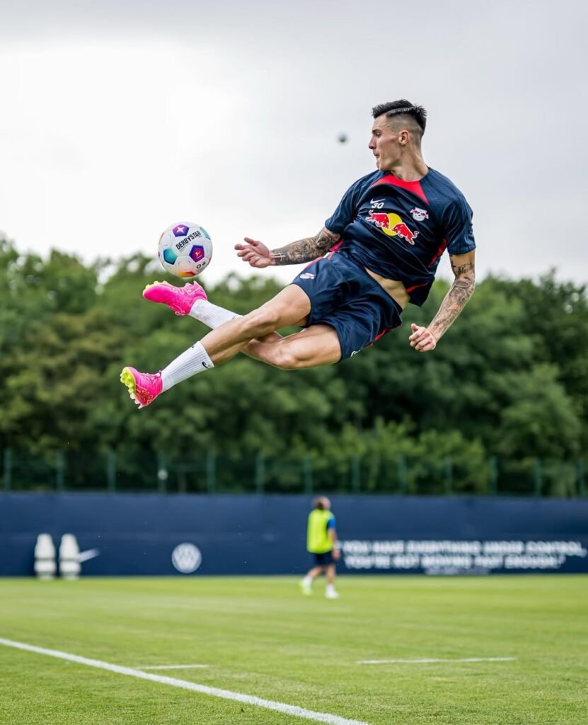 Benjamin Šeško Completes £74m Move to Manchester United