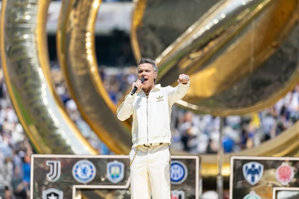 Exciting Robbie Williams & Gary Reunite for New Album!